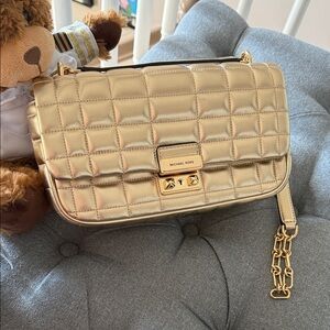 Michael Kors Tribeca Metallic Gold Quilted Shoulder Bag Crossbody Med Designer